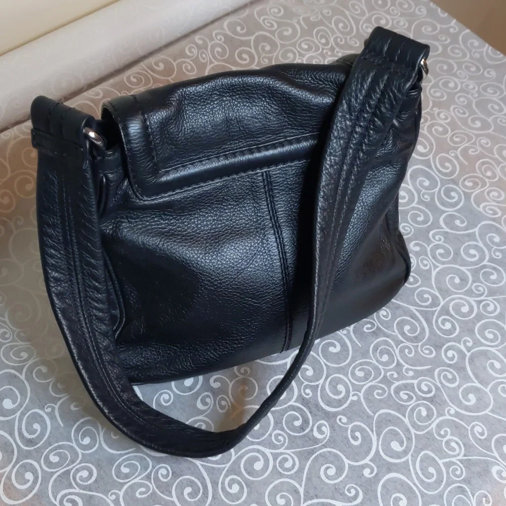 Mark Jacobs Genuine Leather Purse 👜 for women shoulder bag - Picture 3 of 9